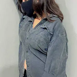 Hot shivi